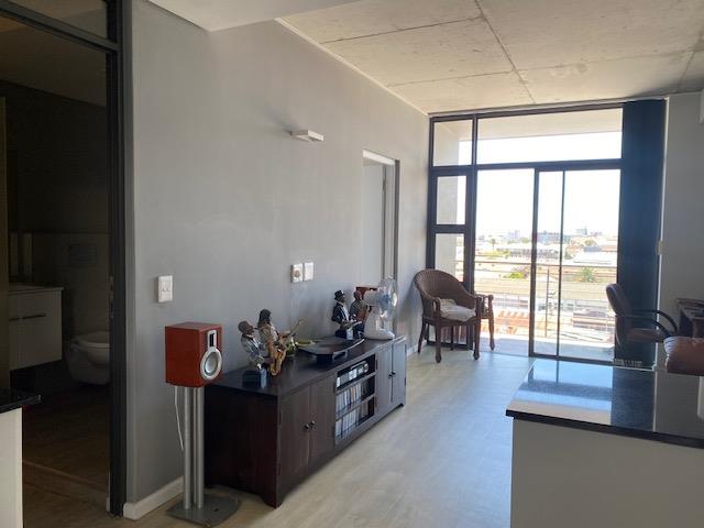 2 Bedroom Property for Sale in Woodstock Western Cape